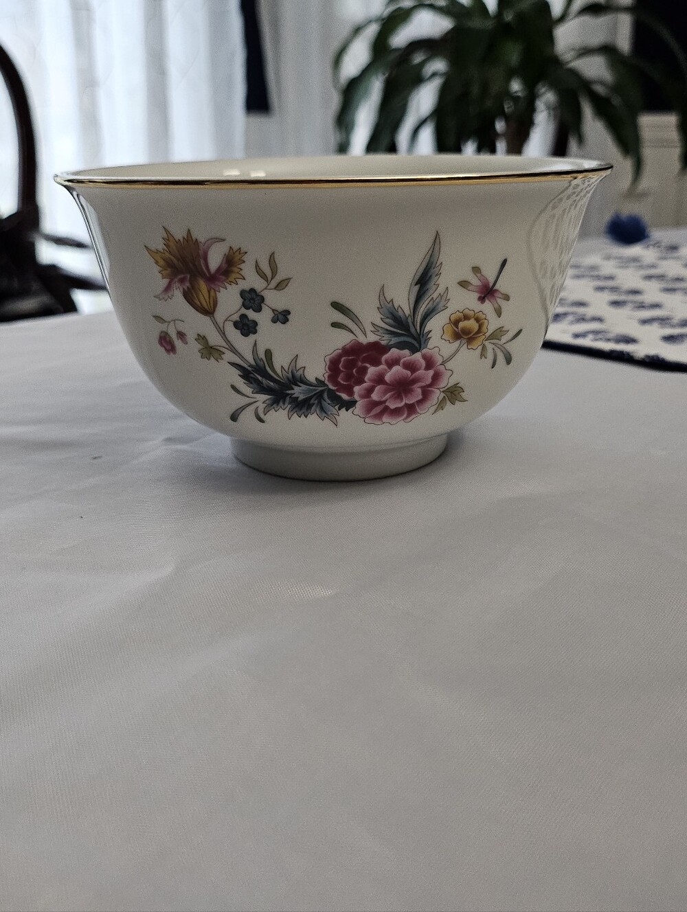 Vintage 1981 Avon American Heirloom Porcelain Bowl - Floral Pattern